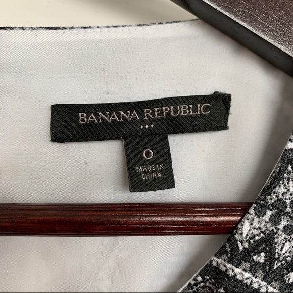 Patterned Shift Dress - Picture 2 of 4